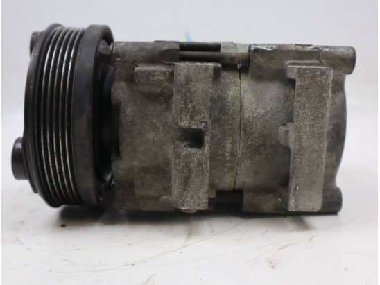 COMPRESSEUR AIR CONDITIONNE