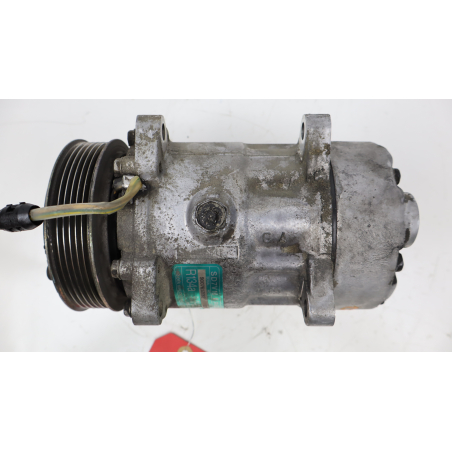 COMPRESSEUR AIR CONDITIONNE