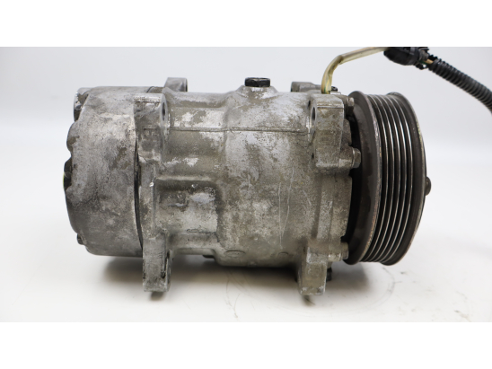 COMPRESSEUR AIR CONDITIONNE