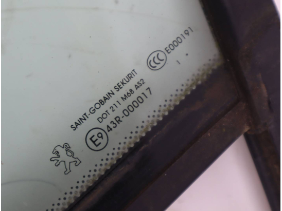 GLACE FIXE PORTE AV G