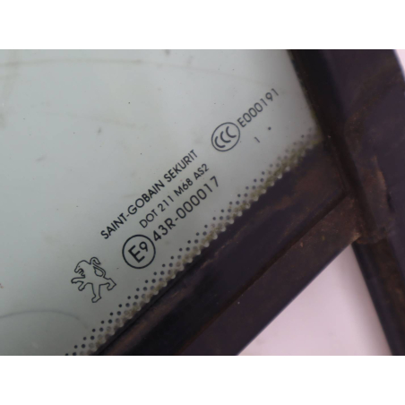 GLACE FIXE PORTE AV G