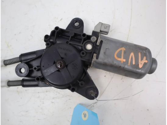 MECANISME+MOTEUR LEVE-GLACE AVD