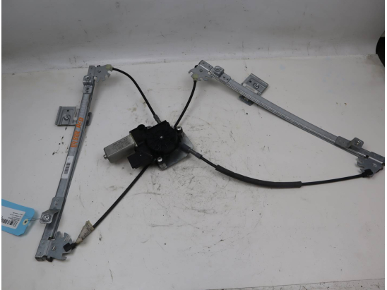 MECANISME+MOTEUR LEVE-GLACE AVG