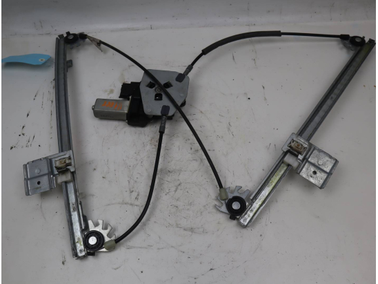 MECANISME+MOTEUR LEVE-GLACE AVG