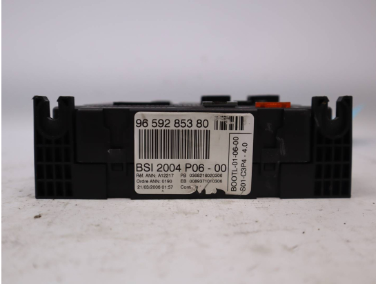 BSI (PLATINE FUSIBLE HABITACLE)