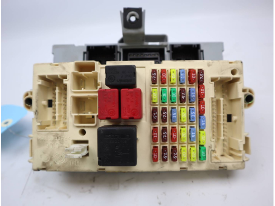 BSI (PLATINE FUSIBLE HABITACLE)