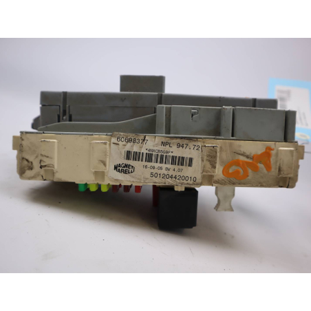 BSI (PLATINE FUSIBLE HABITACLE)