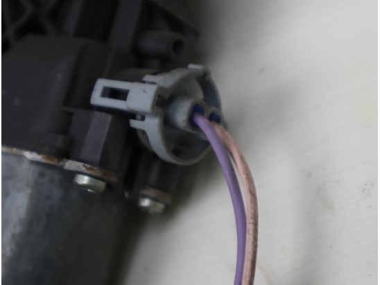 MECANISME+MOTEUR LEVE-GLACE AVD