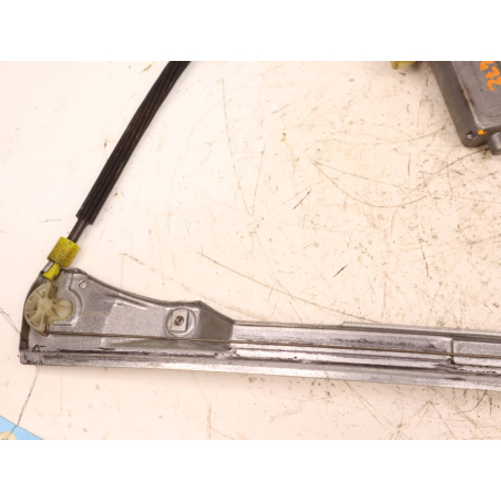 MECANISME+MOTEUR LEVE-GLACE AVD