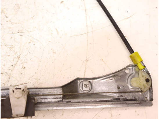 MECANISME+MOTEUR LEVE-GLACE AVD