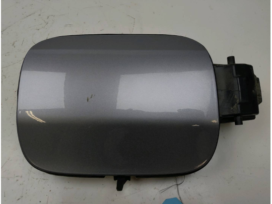 VOLET DE TRAPPE CARBURANT