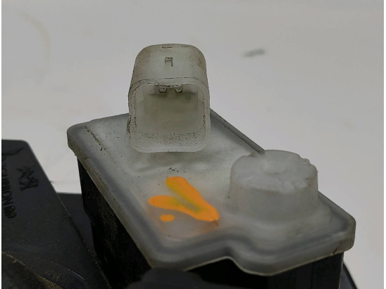 VOLET DE TRAPPE CARBURANT