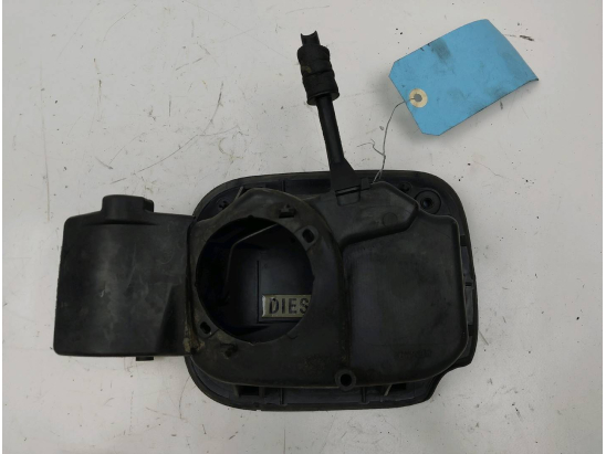 VOLET DE TRAPPE CARBURANT