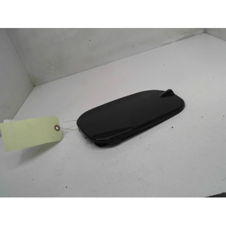 VOLET DE TRAPPE CARBURANT