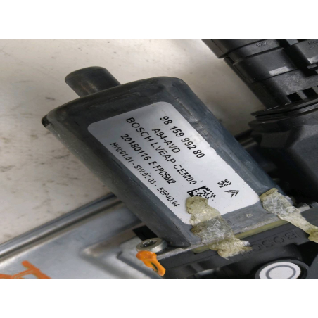 MECANISME+MOTEUR LEVE-GLACE AVD