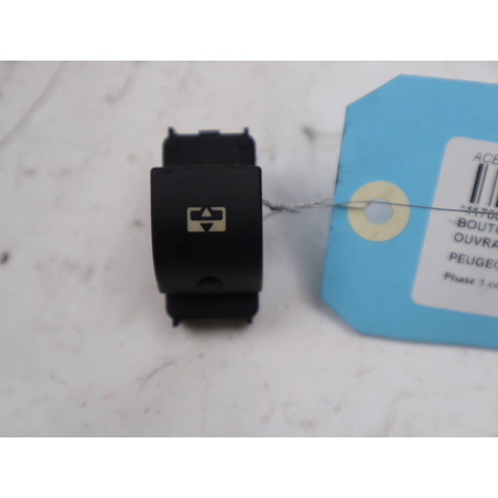 BOUTON RIDEAU TOIT OUVRANT