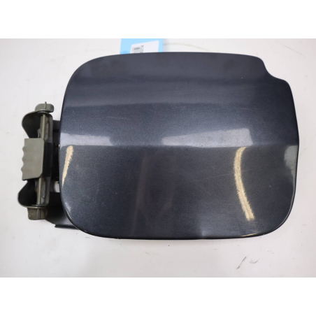 VOLET DE TRAPPE CARBURANT