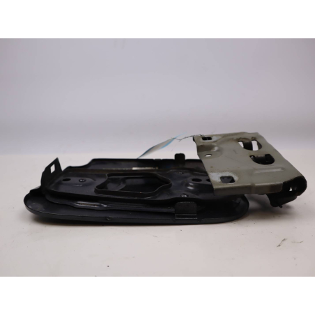 VOLET DE TRAPPE CARBURANT