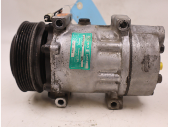 COMPRESSEUR AIR CONDITIONNE