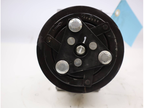 COMPRESSEUR AIR CONDITIONNE