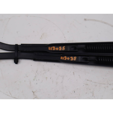 BRAS ESSUIE-GLACE AV