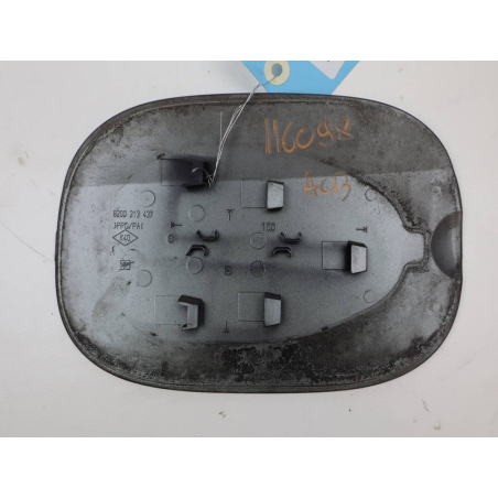 VOLET DE TRAPPE CARBURANT