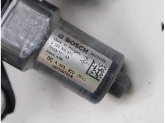 Moteur essuie-glace arrière occasion RENAULT TWINGO III Phase 1 - 1.0i 70ch