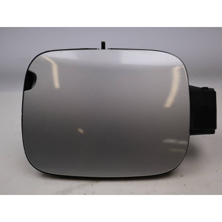 VOLET DE TRAPPE CARBURANT