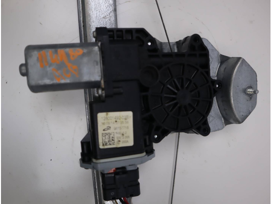 MECANISME+MOTEUR LEVE-GLACE AVG