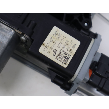 MECANISME+MOTEUR LEVE-GLACE AVG