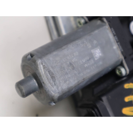 MECANISME+MOTEUR LEVE-GLACE AVG