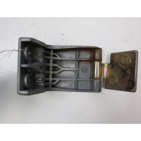 CHARNIERE PORTE ARD INF