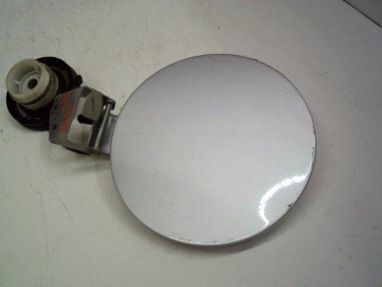 VOLET DE TRAPPE CARBURANT