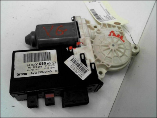 MOTEUR LEVE-VITRE AVG