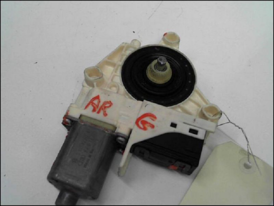 MOTEUR LEVE-VITRE ARG
