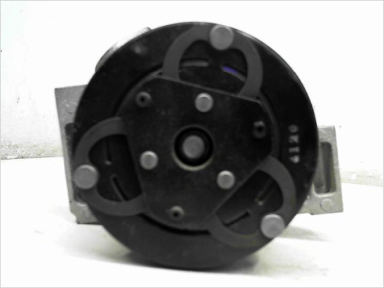 COMPRESSEUR AIR CONDITIONNE