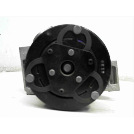 COMPRESSEUR AIR CONDITIONNE