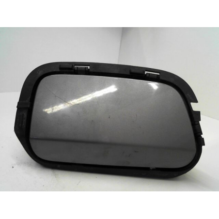 VOLET DE TRAPPE CARBURANT