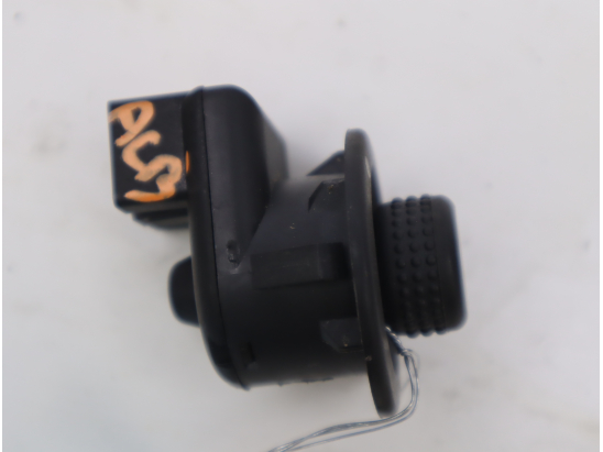 COMMANDE RETROVISSEUR EXT ELECTRIQUE