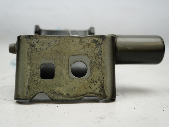 CHARNIERE PORTE AVG SUP