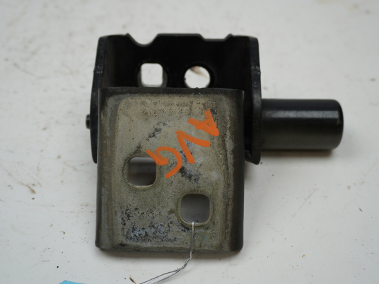 CHARNIERE PORTE AVG SUP