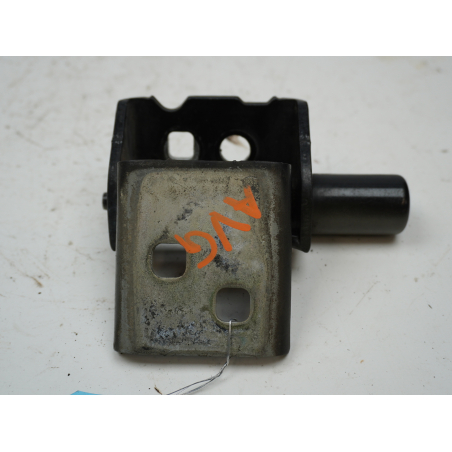 CHARNIERE PORTE AVG SUP