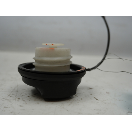Bouchon reservoir a carburant occasion OPEL CORSA IV Phase 1 - 1.2 TWINPORT 80ch