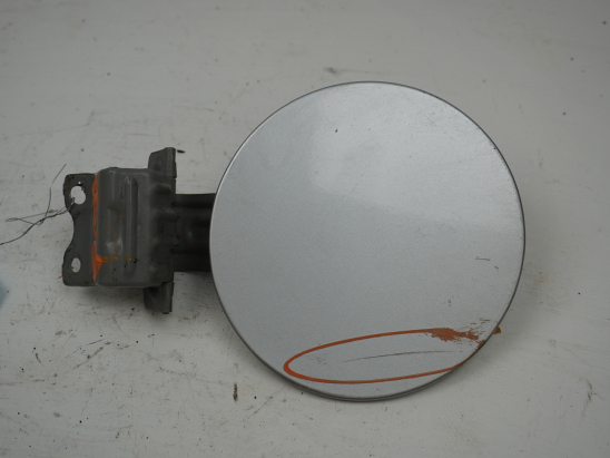 VOLET DE TRAPPE CARBURANT