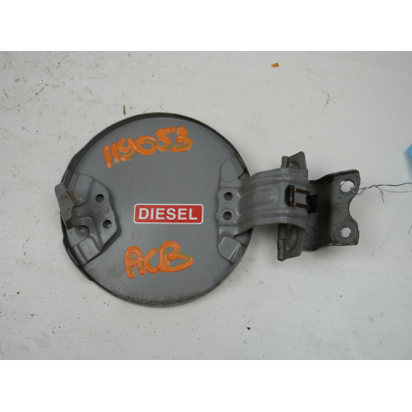 VOLET DE TRAPPE CARBURANT