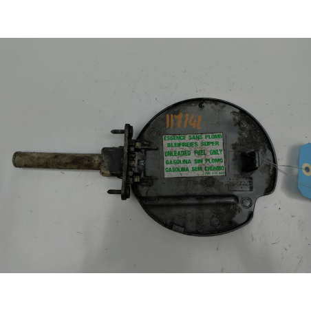 VOLET DE TRAPPE CARBURANT