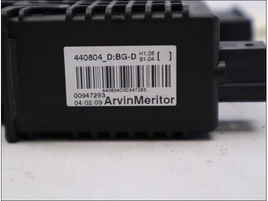 MOTEUR LEVE-VITRE AVD