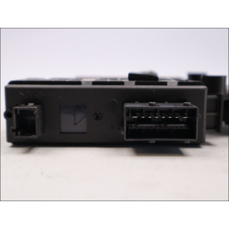 MOTEUR LEVE-VITRE AVD