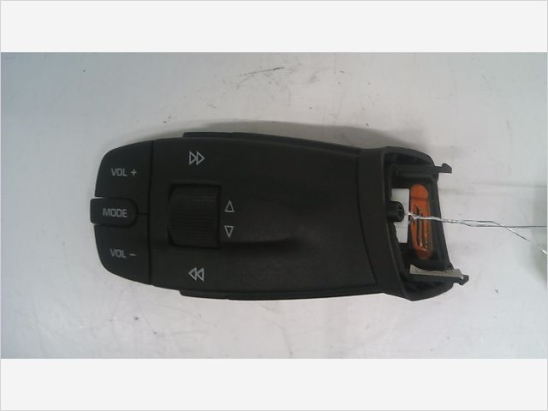 Commande autoradio occasion SEAT IBIZA IV Phase 1 - 1.6 TDI 105ch