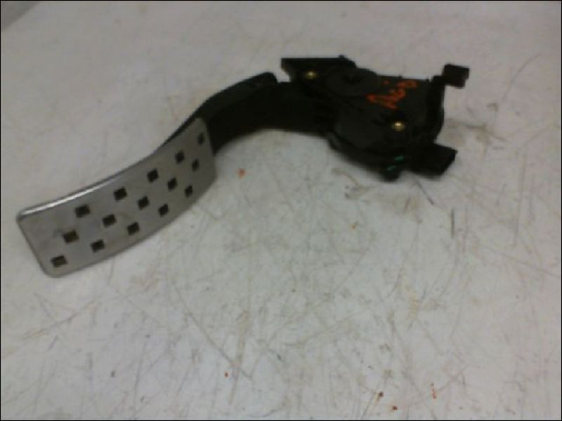 POTENTIOMETRE ACCELERATEUR